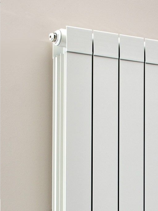 The Alprimo: Our Own Brand Flat-top Aluminium Radiator, 1046H x 340mm (4 Sections)